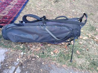 Taylor Made light weight golf bag