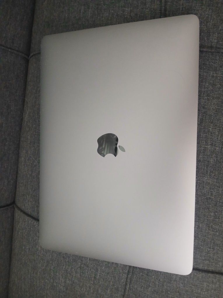 Apple Mac Book Pro