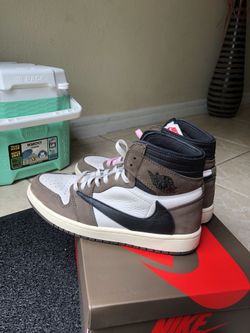 Travis Scott jordan 1 (gucci, off white, balenciaga) for Sale in Miami, FL - OfferUp