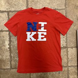 Nike Americana USA Men’s Small Graphic Shirt