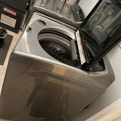 Whirlpool Washer And Dryer 