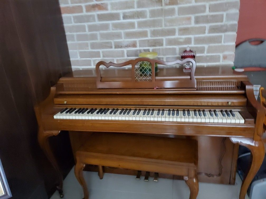 1955 Gulbransen Piano