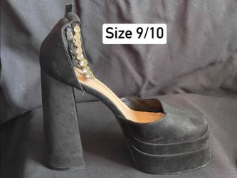 New women’s shoes size 9/10