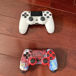PS4 Controllers Used-Both Work Perfect No Drift