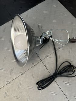 Adjustable Light Fixture Clamp Housing