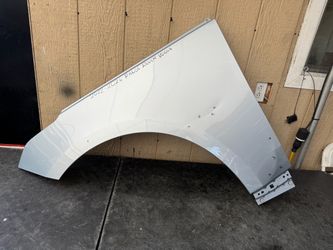 2022 2023 2024 2025 2026 RANGE ROVER VOGUE LEFT SIDE FENDER OEM USED