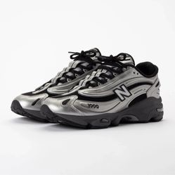 New Balance 1000