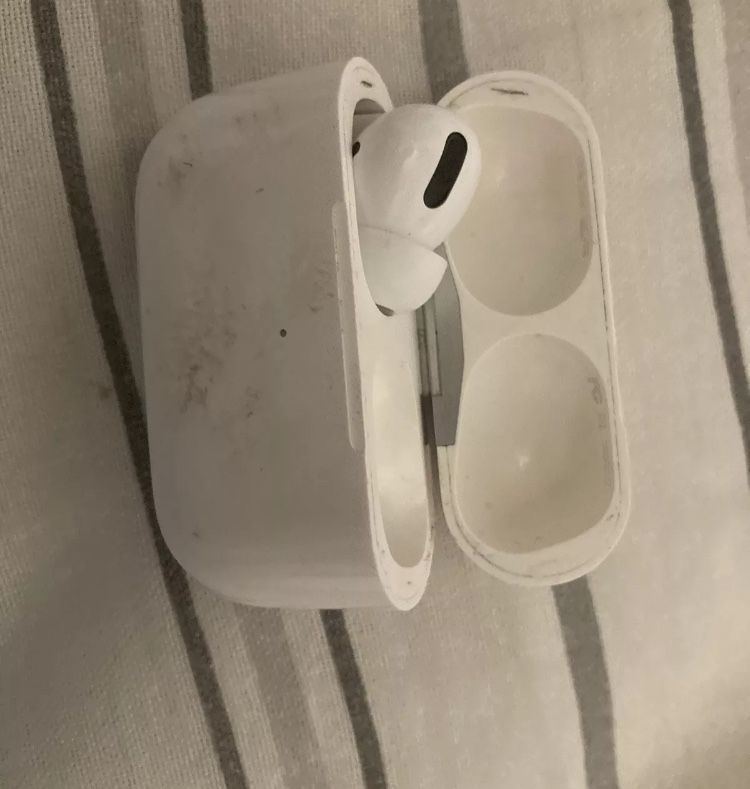 AirPods Pro