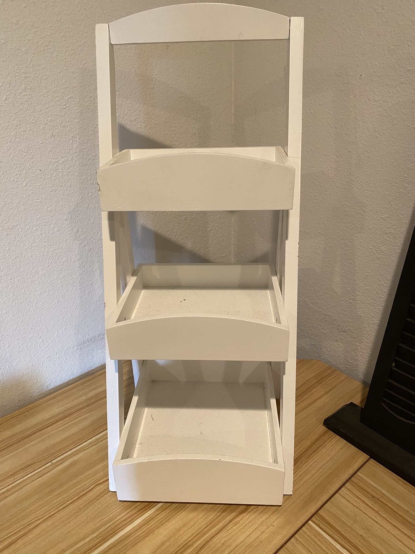 3 Tier Wood Rack