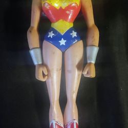 1980s DC Comics Rare 14 " Wonder Woman Vinyl Figure!