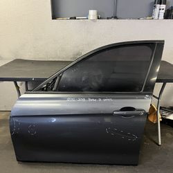 2012-2013-2014-2015-2016-2017-2018 BMW 3 SERIES LEFT FRONT DOOR OEM USED