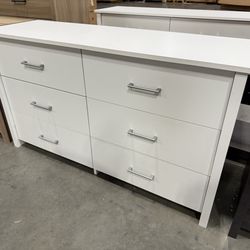New! 6-Drawer White Dresser, bedroom dresser, white finish dresser, clothing storage unit, bedroom closet, closet storage, cabinet, Dresser, matching