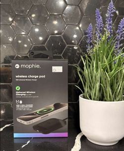 Mophie wirless charger pad 15w
