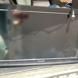 27” Panasonic LCD Tv