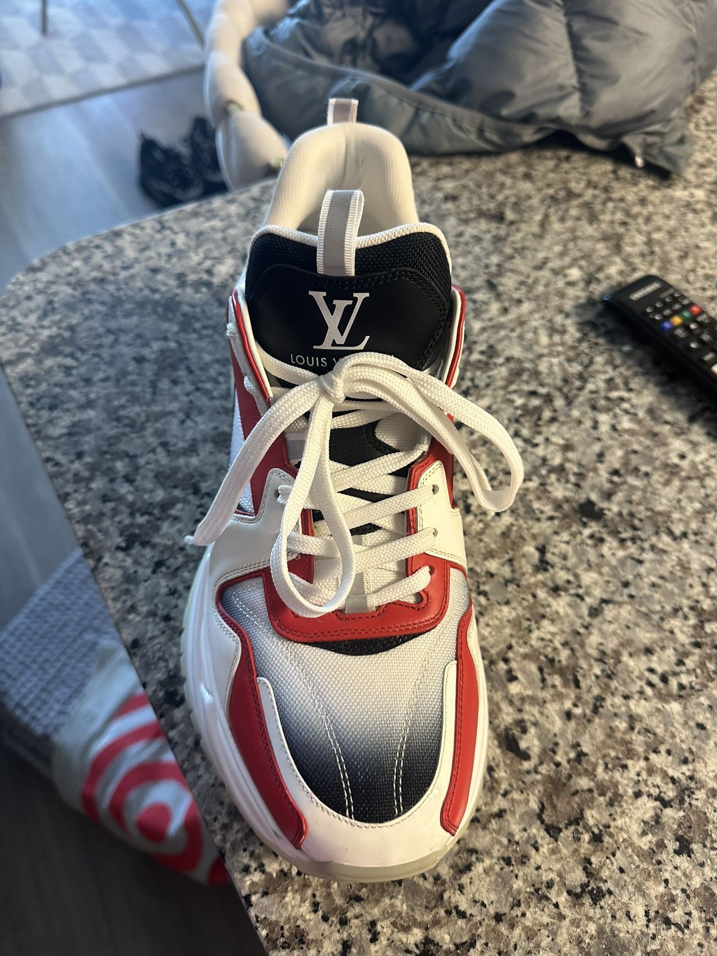 Original burberry ,Dior,LV,balenciaga Gucci And More