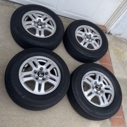 4 - 205/70r15 5x4.5 5x114.3 Stock Honda CR-V Civic Tacoma Camry Wheels Rims Tires!!