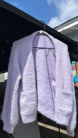 Medium fuzzy lavender cardigan