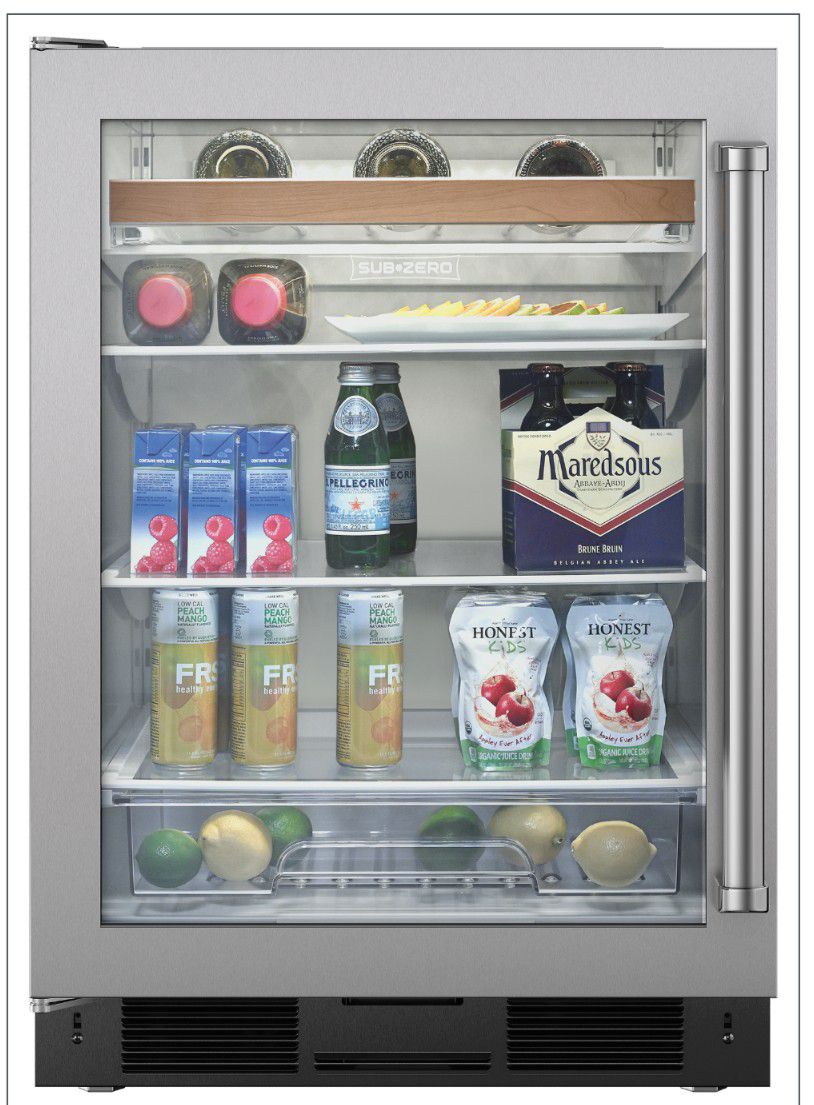 ❄️ LIKE NEW! ❄️ Sub-Zero Brand Undercounter Beverage Center / Drink and Entertainment Fridge / Produce Refrigerator - Stainless Door $2,000 OBO