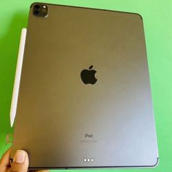 256GB Apple IPad Pro 12.9” 5th Generation (Latest 2021 Model / M1 chip / Mini Led XDR display) WiFi + cellular (5G) with keyboard, pen & Accessories
