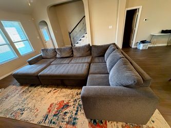 Living spaces Couch