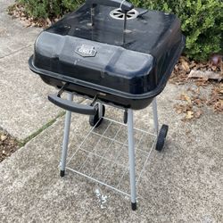 Charcoal Grill with Wheels, Black