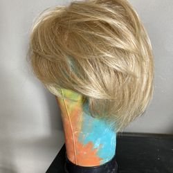 Short Hair Natural Blonde Human Hair Wig