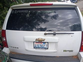 2008 Chevrolet Tahoe Hybrid sport  (parts)