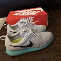 Nike Men's Low-Top Sneakers 