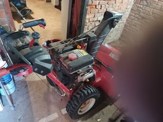 28 inch Troy-Bilt Snow Blower
