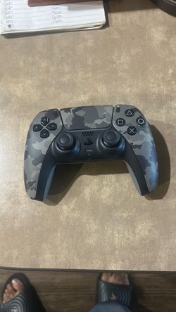 PS5 DualSense Wireless Controller Gray Camo