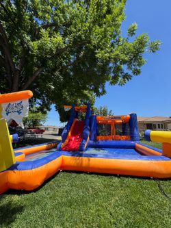 300$$ pirate blast bounce house FREE DELIVERY