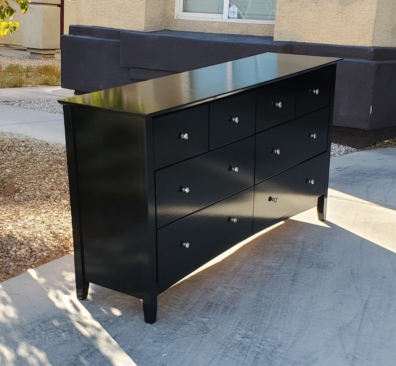 Furniture Dresser
*** Price Includes Local Delivery ***