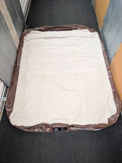 Queen air mattress