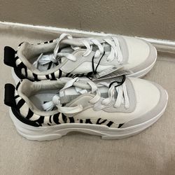 Zara Casual Lace Up Sneakers With Leopard Print Us9