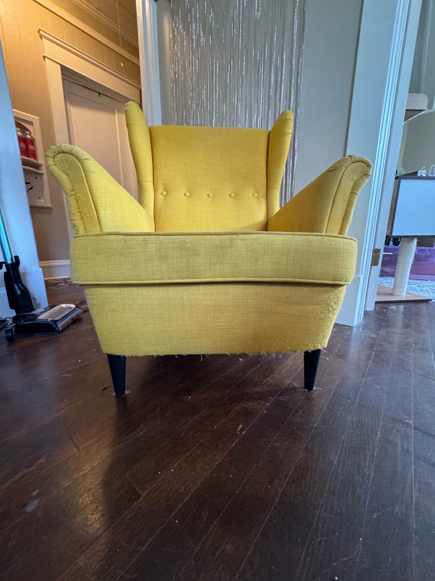Strandmon yellow wing chair