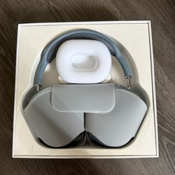 Apple AirPod Maxes - Blue