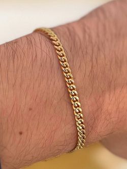 Brand New 10k yellow gold Cuban link 6.5" bracelet 4mm wide