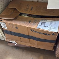 Thermador 36” wall mount hood