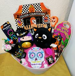 Halloween Boo Basket. ( Pick up in Modesto.)
