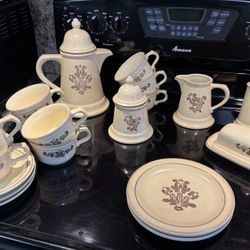 Large Set, Approx 74 PCs of Vintage Stoneware Pfaltzgraff Village Dishes