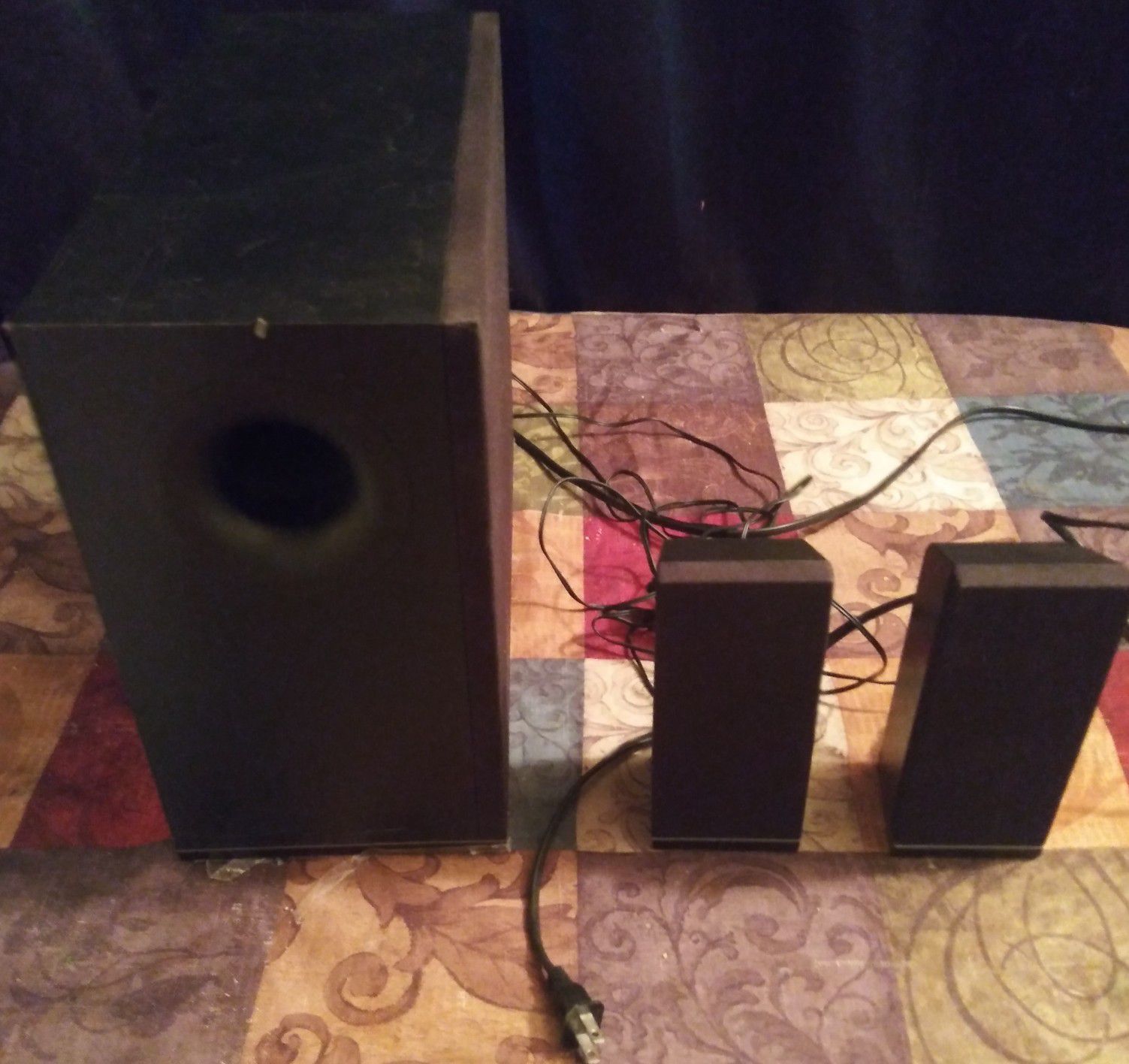 38" Vizo Bluetooth Subwoofer and Speakers