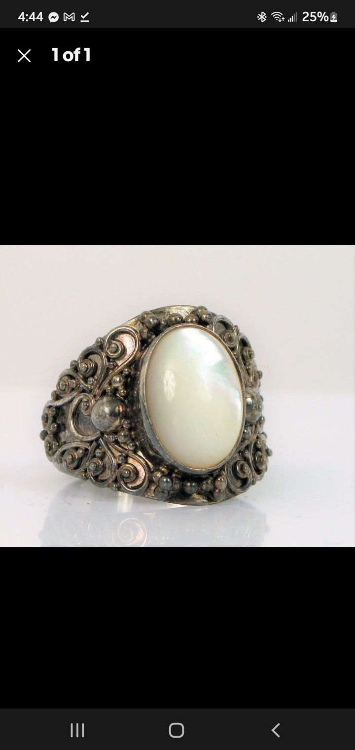 VINTAGE STERLING SILVER RING MOTHER OF PEARL SIZE 9 