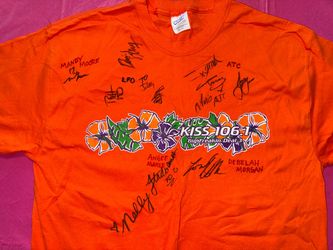 Autograph collection *NSYNC, Maroon5, Mandy Moore, Good Charlotte