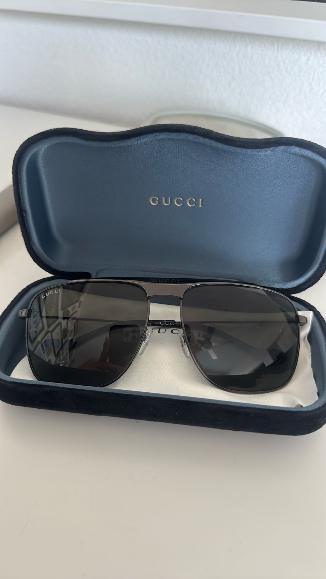 Sunglasses Gucci