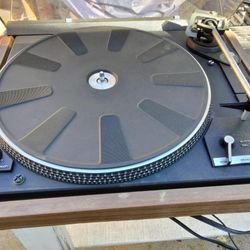 Classic Dual Turntable 