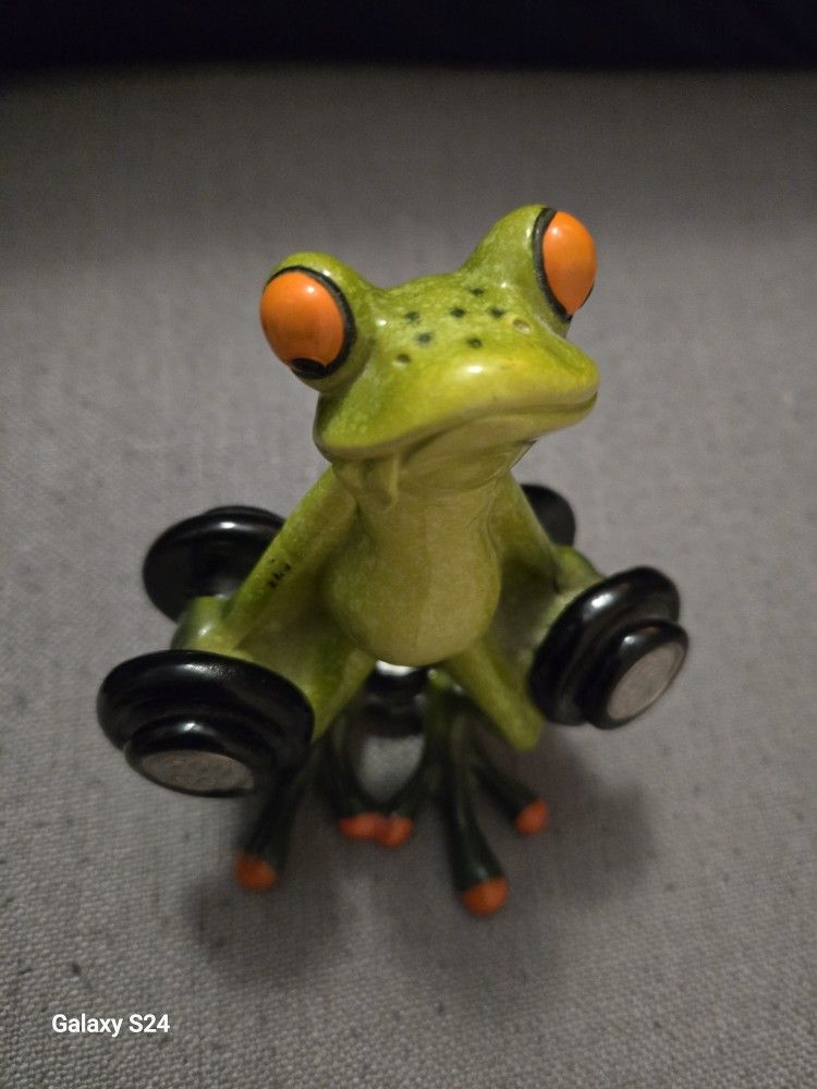 Frog Weight Lifting Figurine