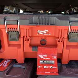 Milwaukee toolbox pack out