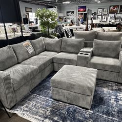 Stunning Sectional! $899 🏠🩶 W/ottoman!