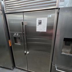 48" KENMORE PRO BUILT IN STAINLESS STEEL REFRIGERATOR 