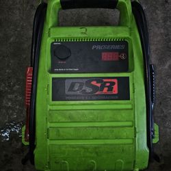 SCHUMACHER DSR PROSERIES DSR141G JUMP PACK - WORKS GREAT! 2000 amp 12 volt!!!
